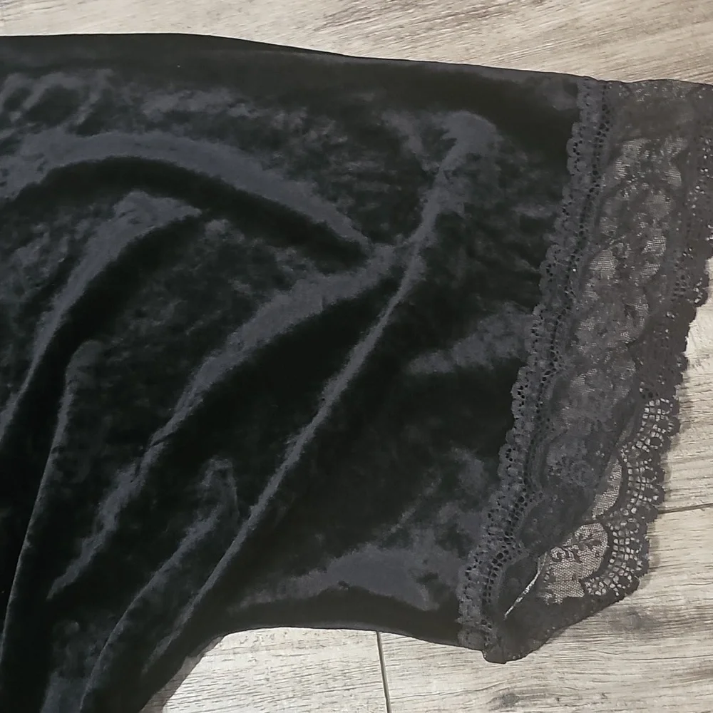 Christian Dior Vintage 80s 90s Lace Trim Robe - Picture 2 of 13